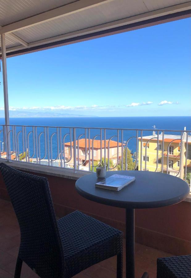 Taonasi Taormina Apartments Екстериор снимка