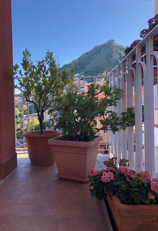 Taonasi Taormina Apartments Екстериор снимка