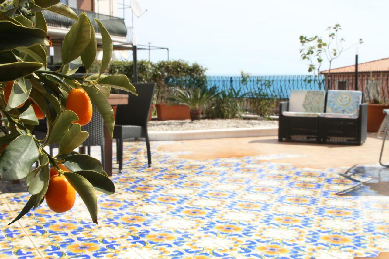 Taonasi Taormina Apartments Екстериор снимка