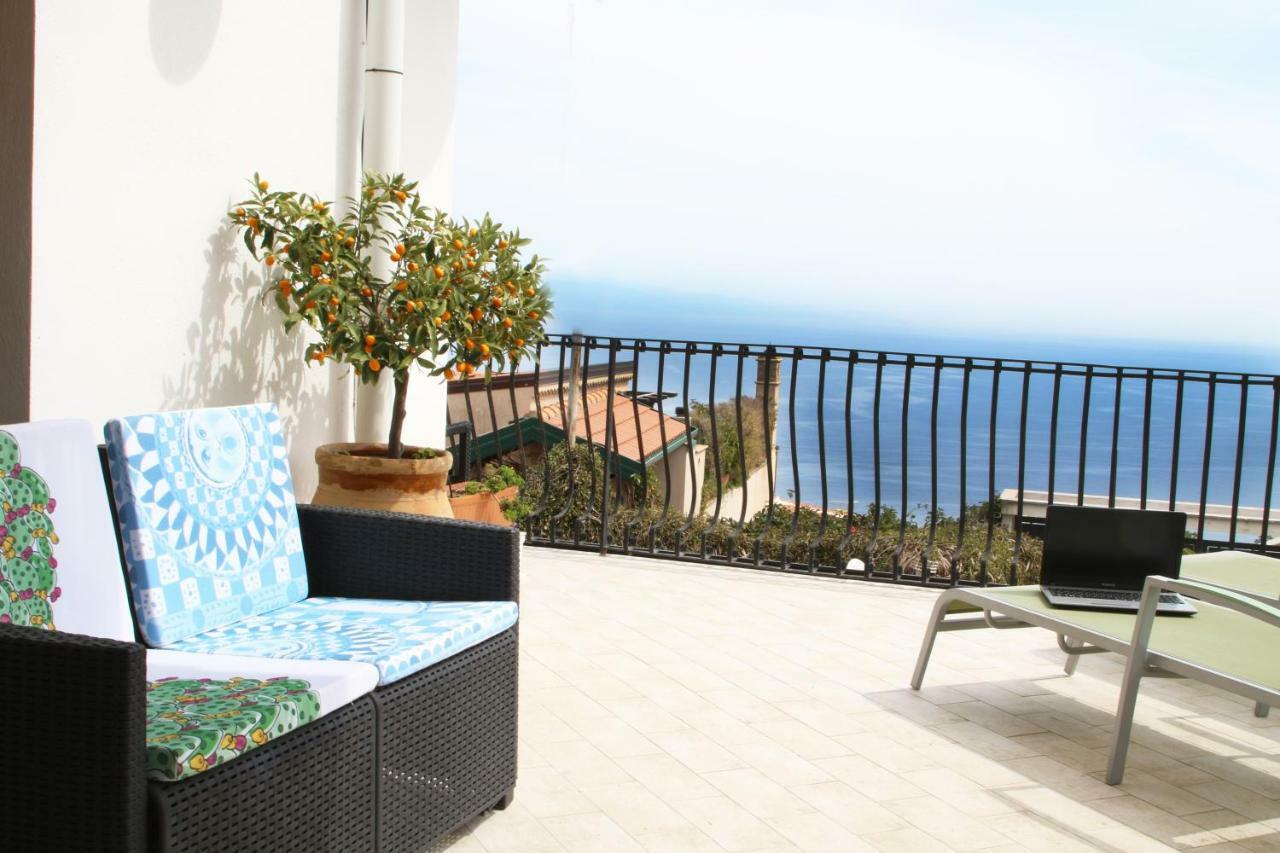 Taonasi Taormina Apartments Екстериор снимка
